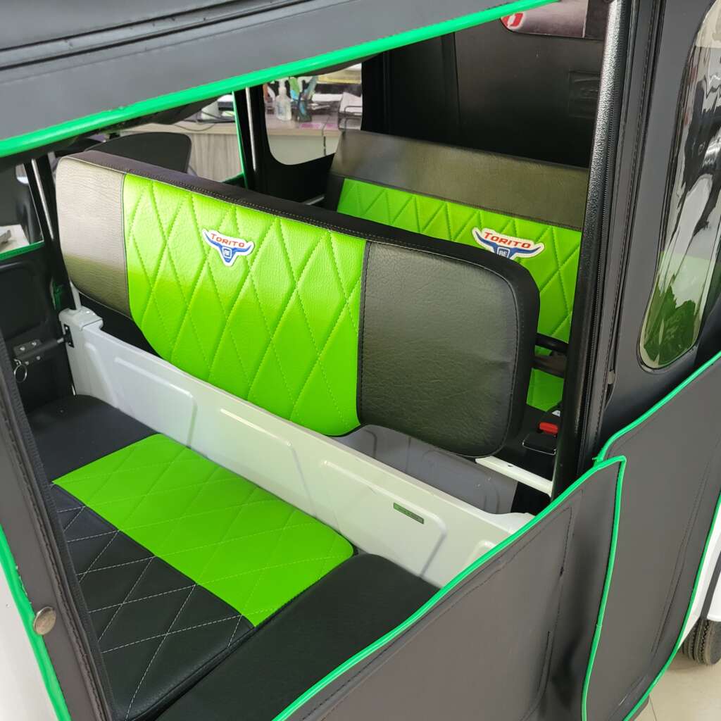 Vista lateral del Bajaj Torito Willys